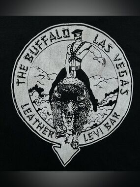 Rare, Vintage Y2K The Buffalo Las Vegas Leather & Levi Bar T-Shirt. Size XXL.